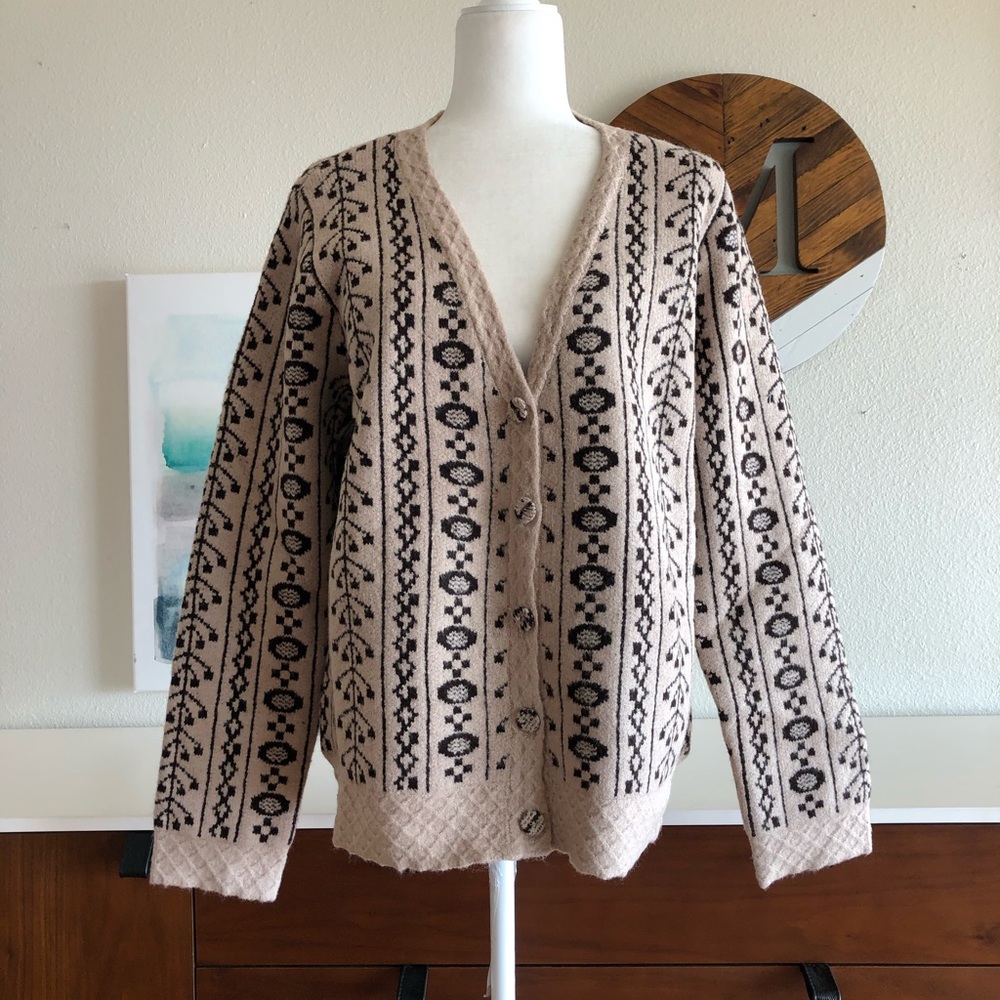 NWT Jacquard Cardigan